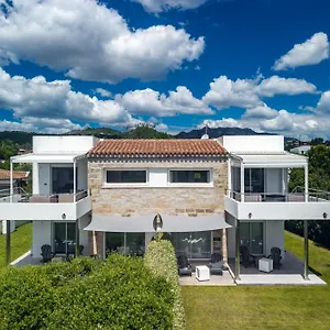 https://sardegna-e-rooms.in-sardinia.net